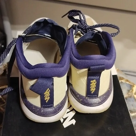 Kid's Zion 1 Sneakers - Picture 3 of 6